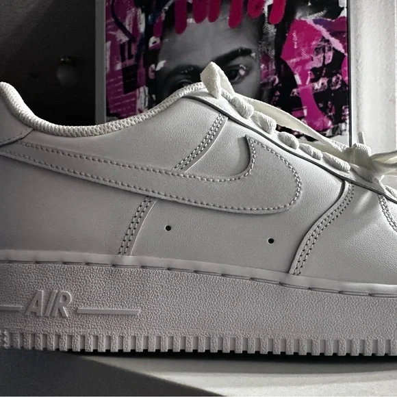 Nike Air Force 1 ’07, white, 9.5 men’s, NWT - Picture 7 of 8